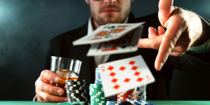 Khám phá luật đánh poker hay